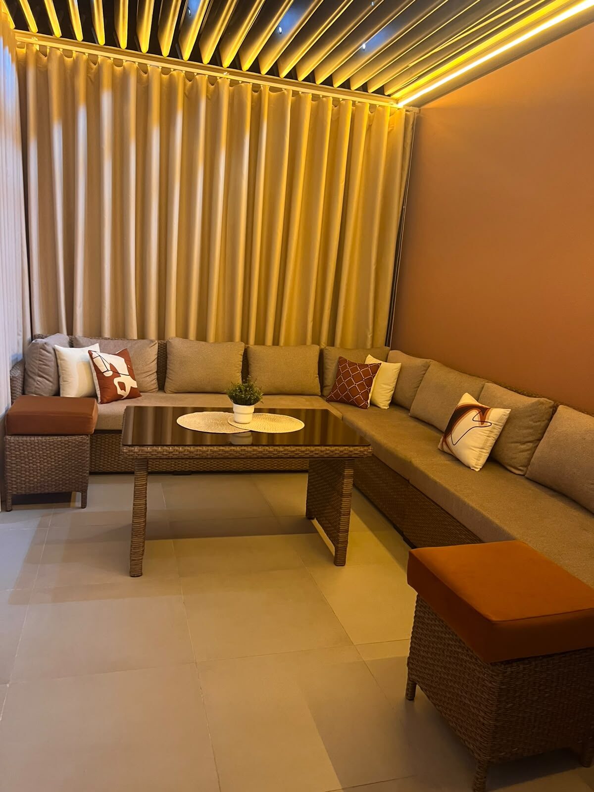 Privé terras met loungeset Casa Terracotta